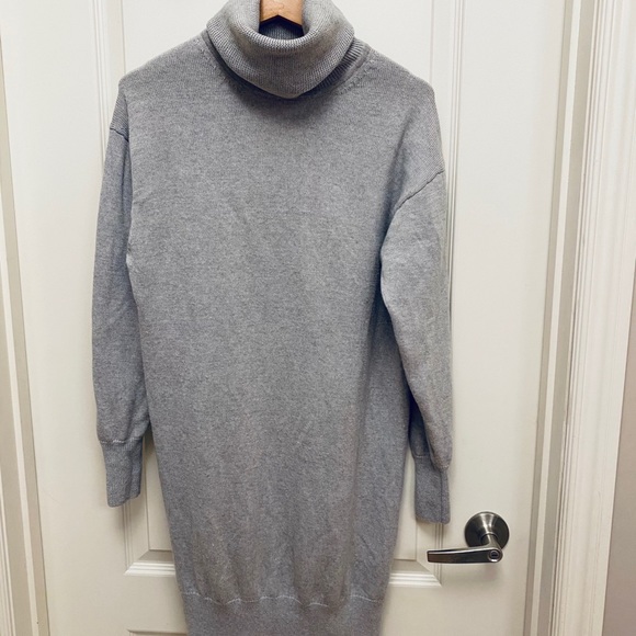 Aritzia Babaton Pensee Dress - Picture 3 of 3